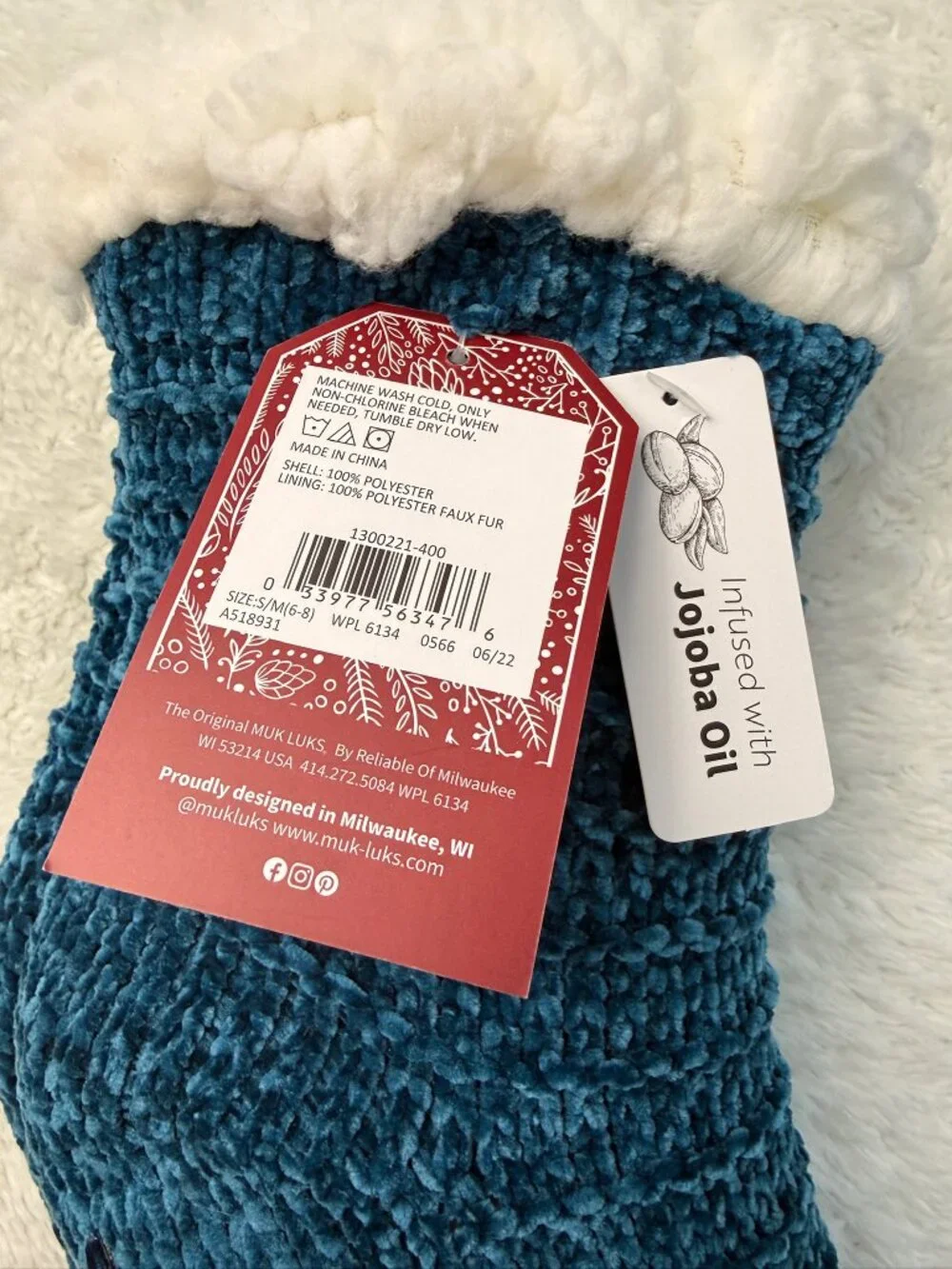 Muk Luks 2 Pair Plush Cabin Socks Sherpa Lined Jojoba Oil S/M 6-8 NWT